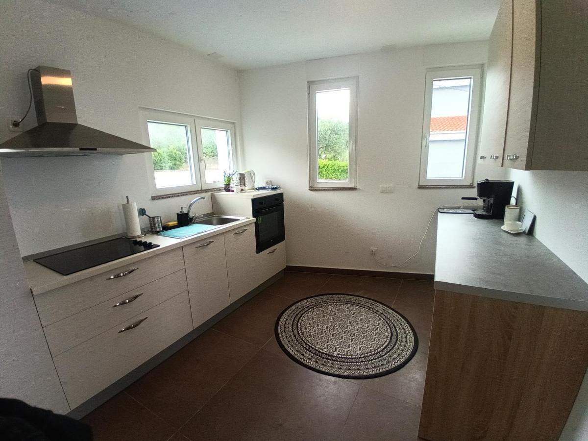 Searenity Pool Suite - Seafront Krmpote-Vodice Εξωτερικό φωτογραφία