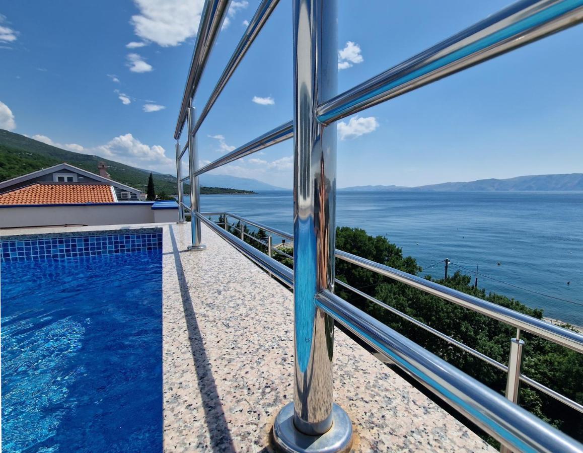 Searenity Pool Suite - Seafront Krmpote-Vodice Εξωτερικό φωτογραφία